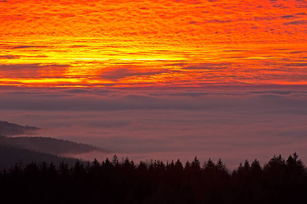 Der Himmel brennt